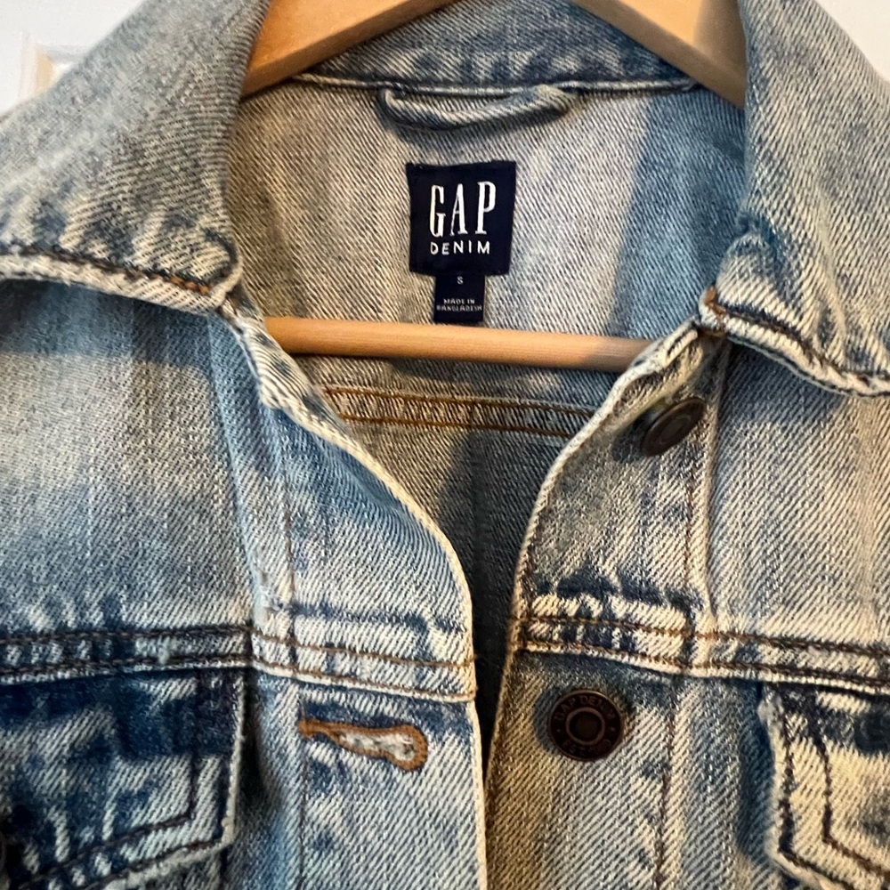 Gap Jean Jacket - Picture 4 of 5